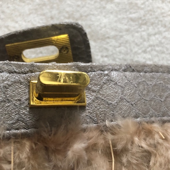 ASOS feather faux suede clutch - Picture 3 of 6